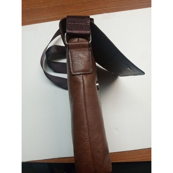 Jeep Buluo Brown Leather Crossbody bag - Picture 3 of 6